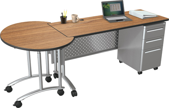 Flexible desk options allow teachers to configure the station that is right for their individual needs and requirements.