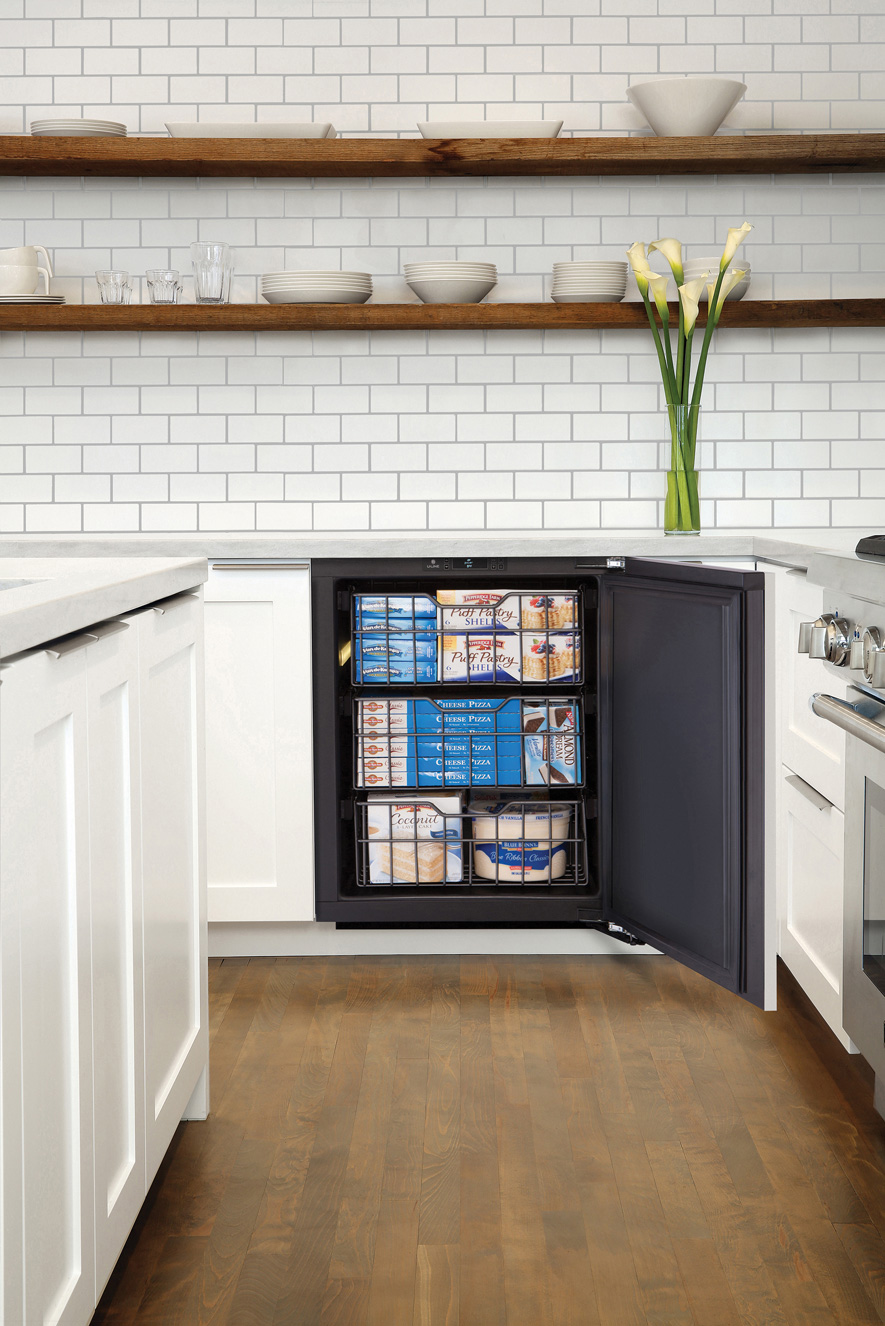  Seamlessly integrated refrigerators are now separated from the traditional fridge/freezer, opening up more counter space and extending the preservation of food and beverages.