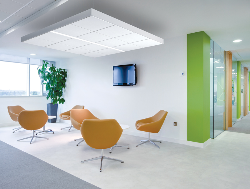 Acoustical cloud lighting: custom-look acoustical clouds with integrated lighting are packaged in easy-to-specify kits. These options provide outstanding performance for collaborative and focus areas in open plenum environments.
