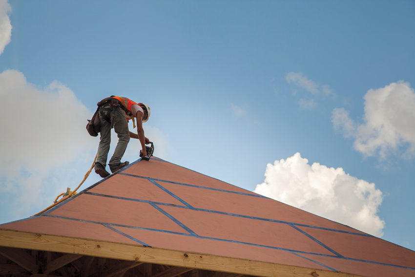 Installing high-performance sheathing as part of a wood-framed roofing system can be an important factor in building resiliency and long-term water protection, especially in high-wind prone climate zones. 
