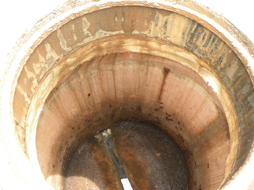 Photo of a concrete pipe.