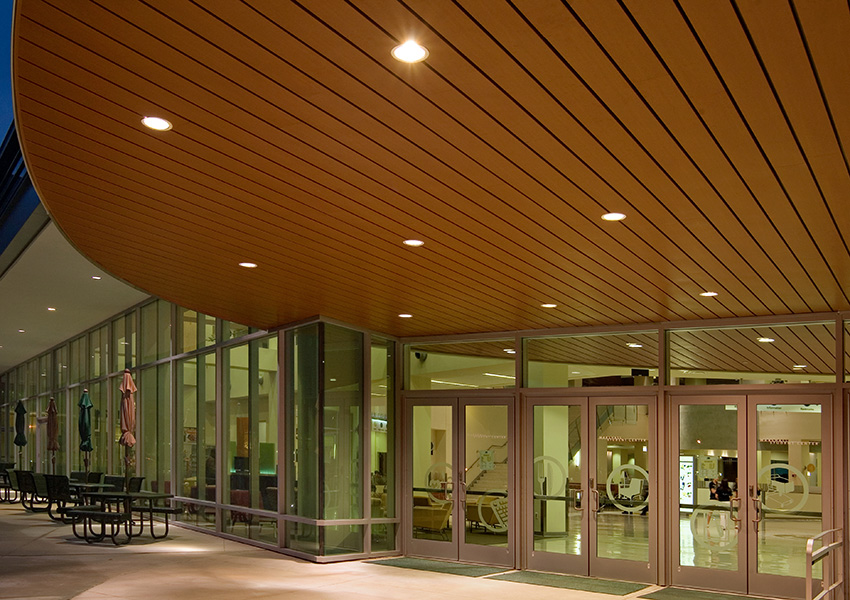 Interior photo of The University of South Florida Marshall Student Center.