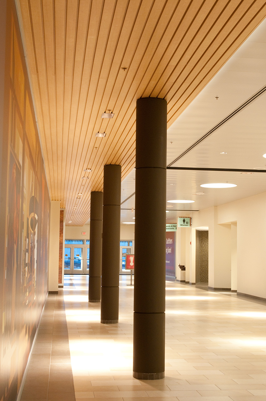 Interior photo of Christiana Mall.