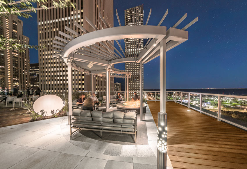 Shown is the outdoor amenity roof space at Prudential Plaza, Chicago.